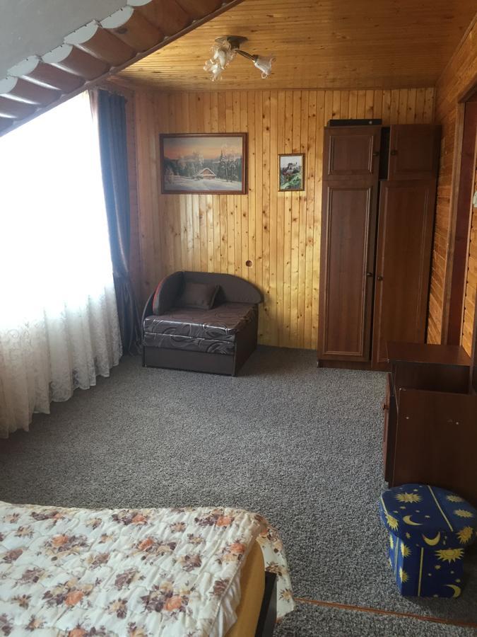 Guest House U Myrona Jaremče Esterno foto