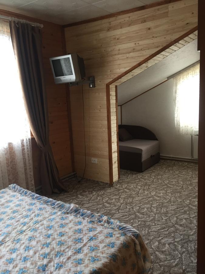 Guest House U Myrona Jaremče Esterno foto